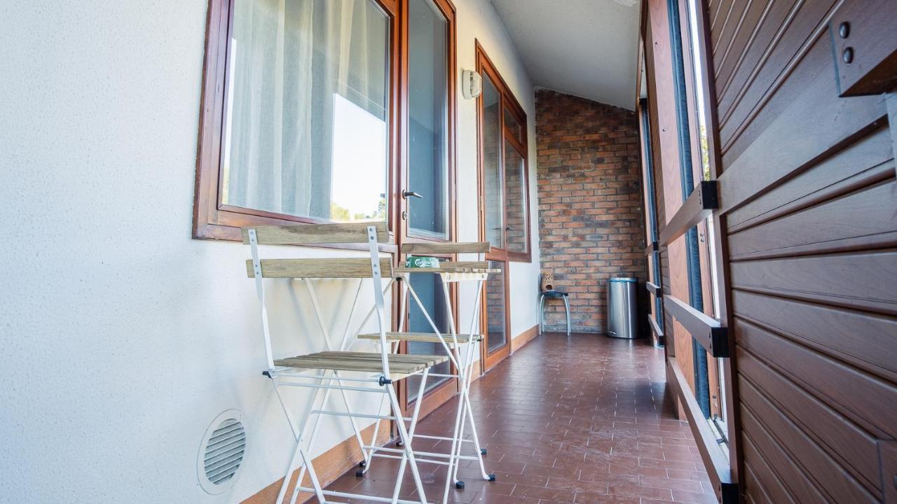 The Zodiac Apartment - Italian Homing Sirmione Luaran gambar